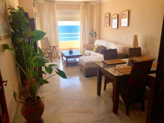 Gatu Premium Villa Isabel Terraza,Parking,1ºlinea Playa,Wifi,Vista Al Mar , Preferente Mayores De 25 Anos Y Familias Cadiz Luaran gambar