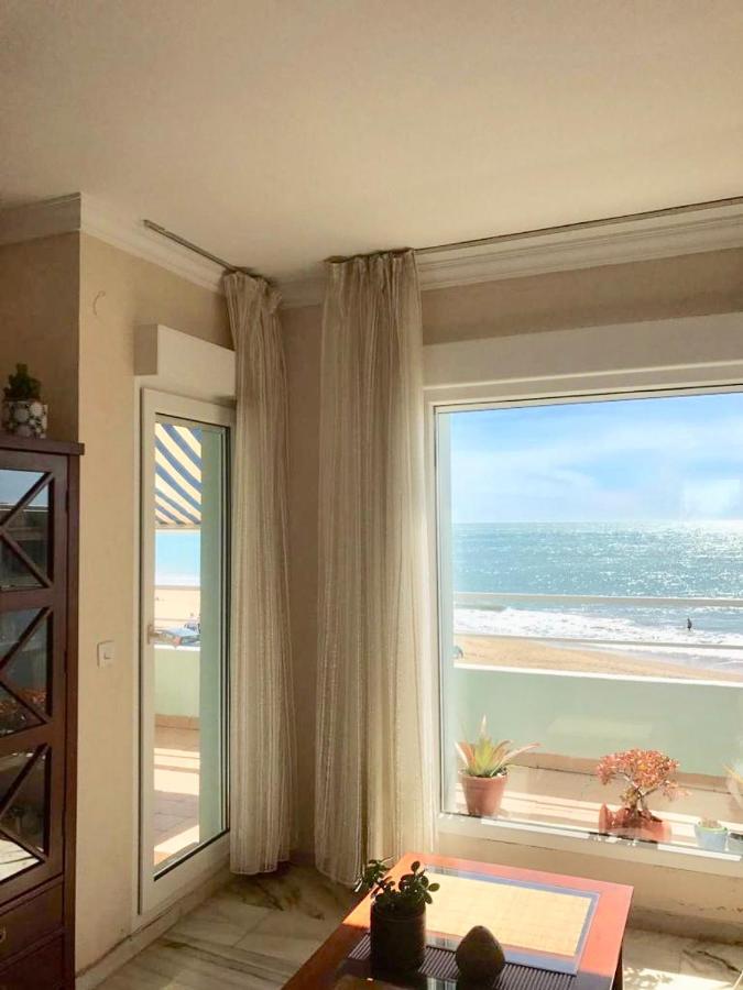 Gatu Premium Villa Isabel Terraza,Parking,1ºlinea Playa,Wifi,Vista Al Mar , Preferente Mayores De 25 Anos Y Familias Cadiz Luaran gambar