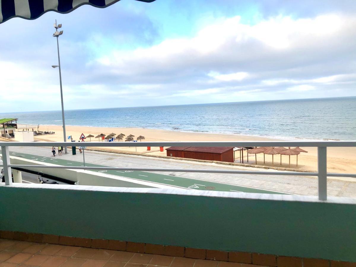 Gatu Premium Villa Isabel Terraza,Parking,1ºlinea Playa,Wifi,Vista Al Mar , Preferente Mayores De 25 Anos Y Familias Cadiz Luaran gambar